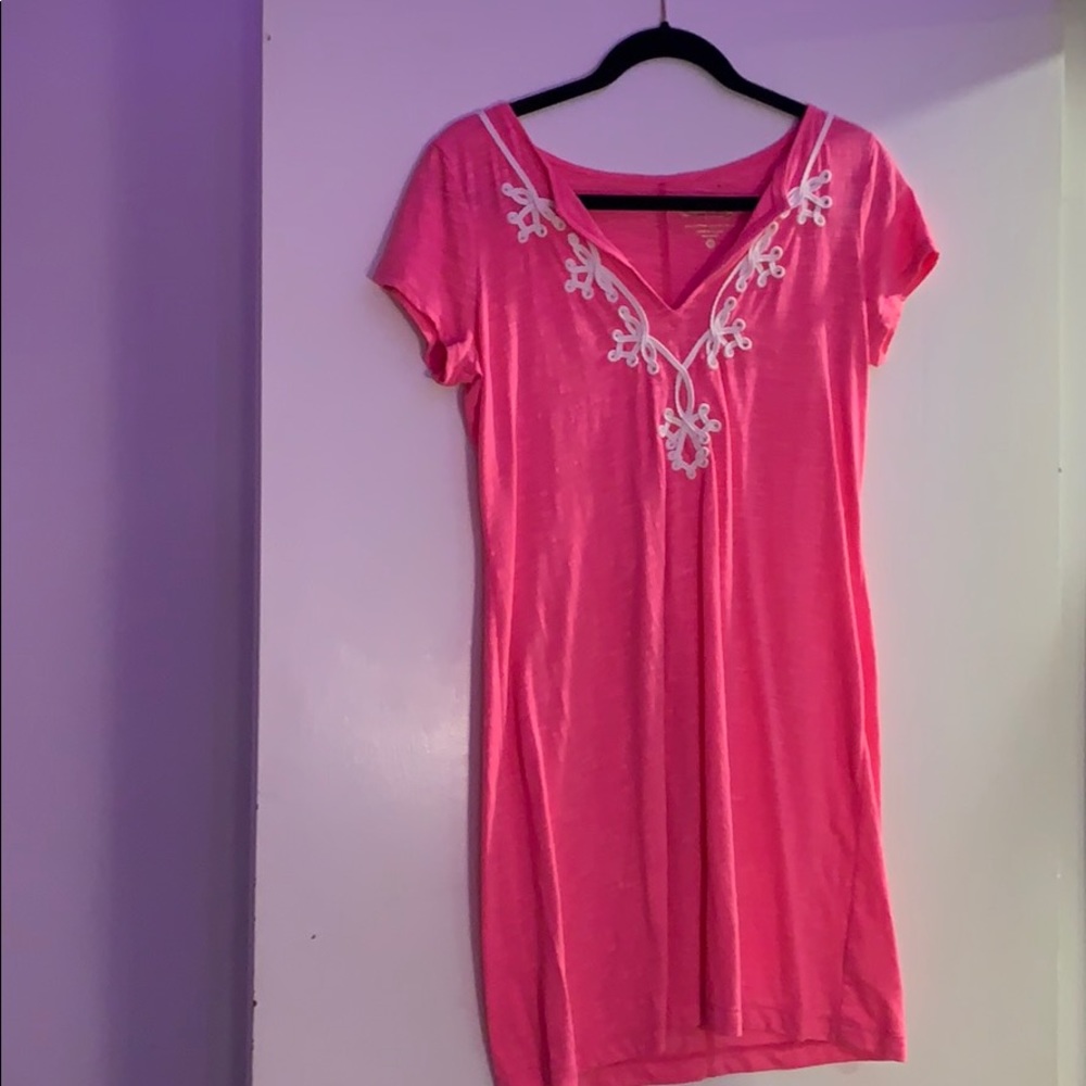 hot pink embroidered lilly pulitzer dress